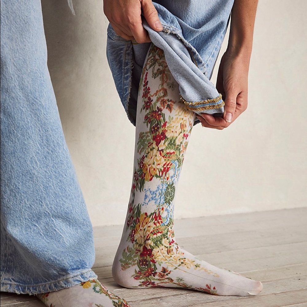 ETHEREAL BEAUTY TIGHTS IVRY / IVOIR😍